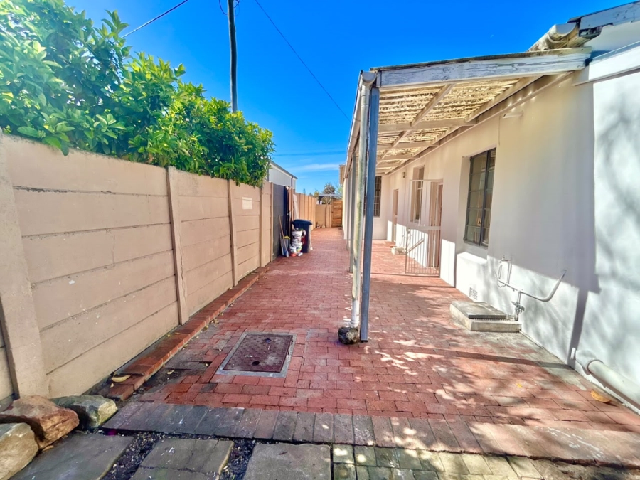 2 Bedroom Property for Sale in Plumstead Western Cape